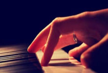 九游体育-圣西罗风暴:AC米兰的冠军征途,铁血与优雅的复兴史诗