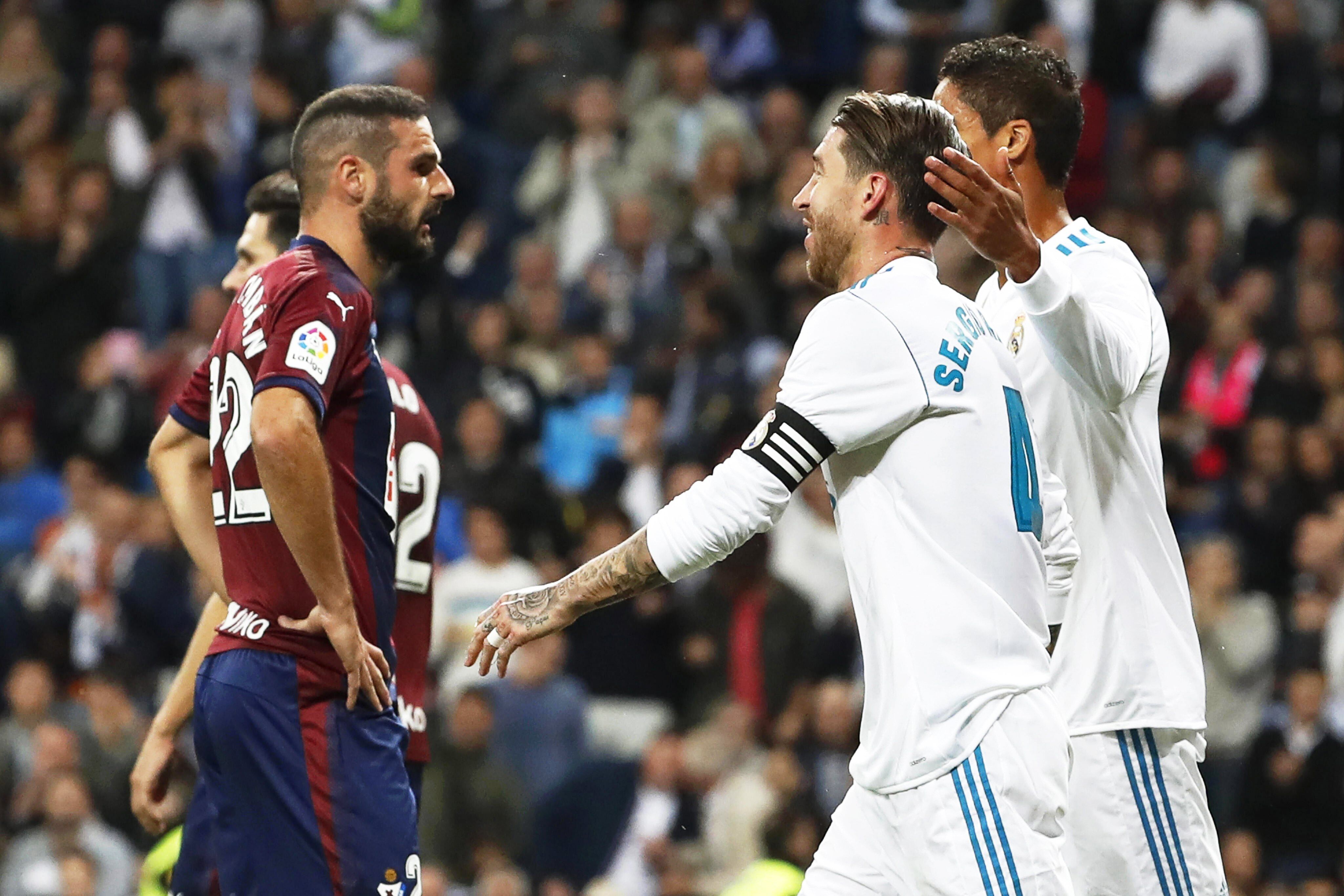 九游官网-包含拉科鲁尼亚防守不力,客场遭逆转坐失良机的词条