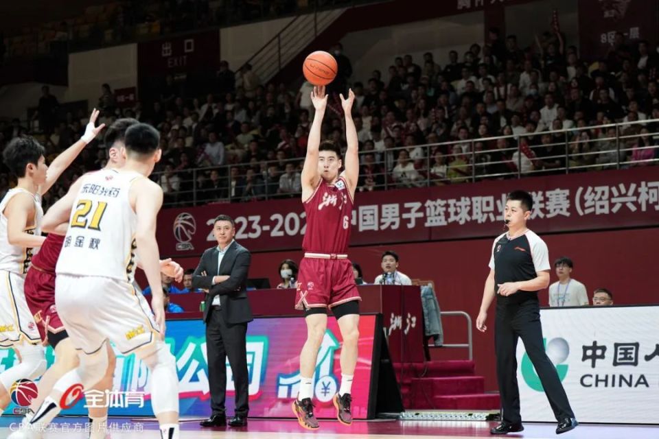 浙江稠州队遭遇巨头挑战,全队团结一致迎难而上的简单介绍 浙江稠州队遭遇巨头挑战,全队团结一致迎难而上的简单介绍