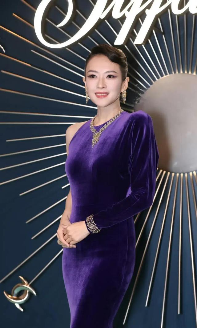 九游娱乐app下载-风云再聚首,豪门对决谁主沉浮?