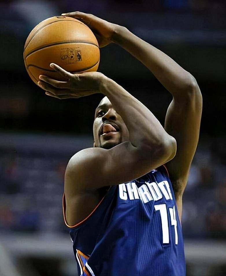 九游娱乐网页-精准射击!球员投篮命中率惊人的简单介绍