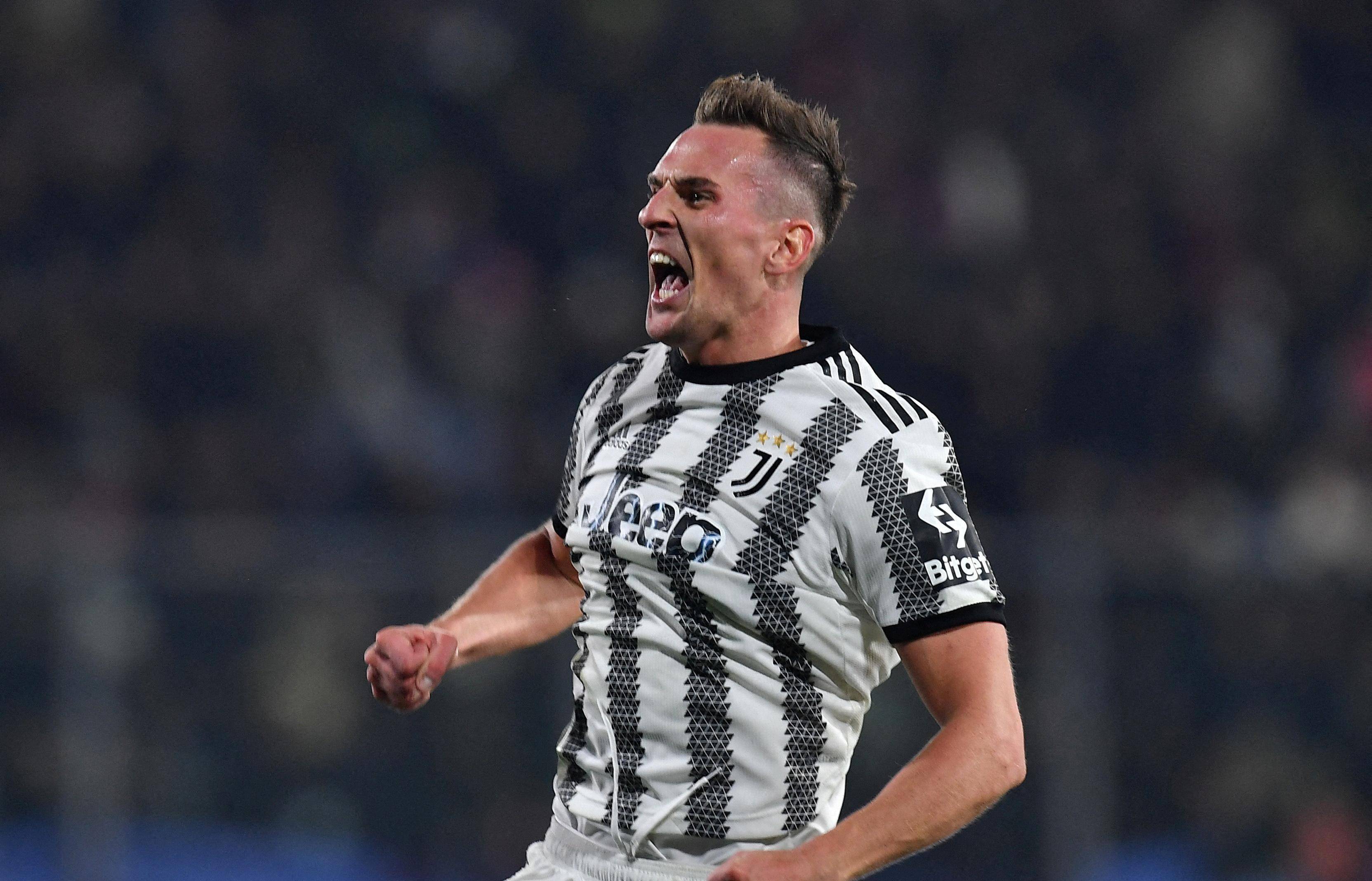 包含尤文图斯主教练制定新战术,备战重要对决的词条 包含尤文图斯主教练制定新战术,备战重要对决的词条