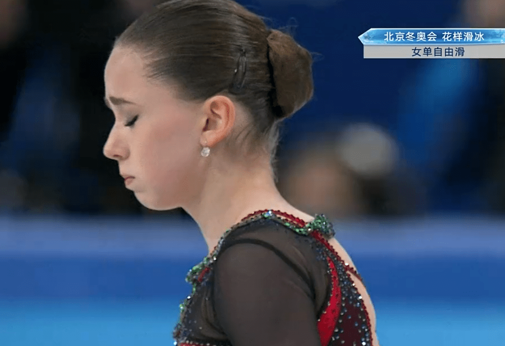 九游娱乐网站-田径比赛中出现"黑马",谁将登上冠军领奖台?的简单介绍