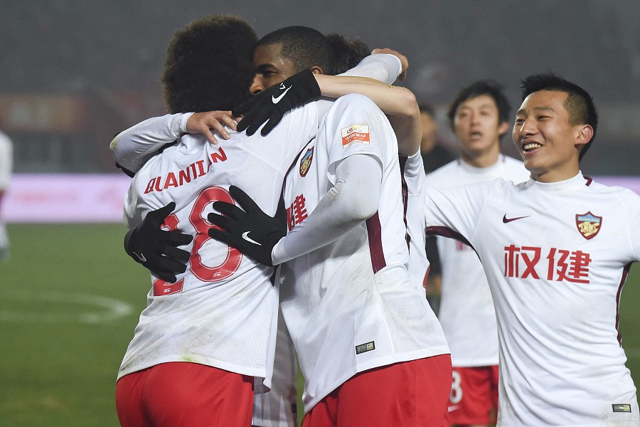 富力客场逼平权健,保持不败的简单介绍 富力客场逼平权健,保持不败的简单介绍