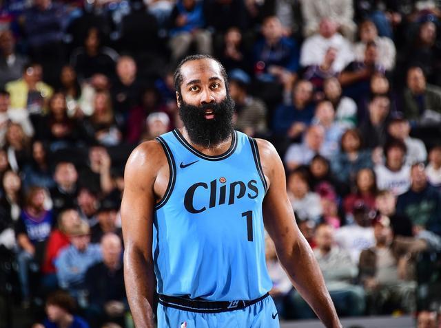 火箭惊险取胜,哈登爆发火力 火箭惊险取胜,哈登爆发火力