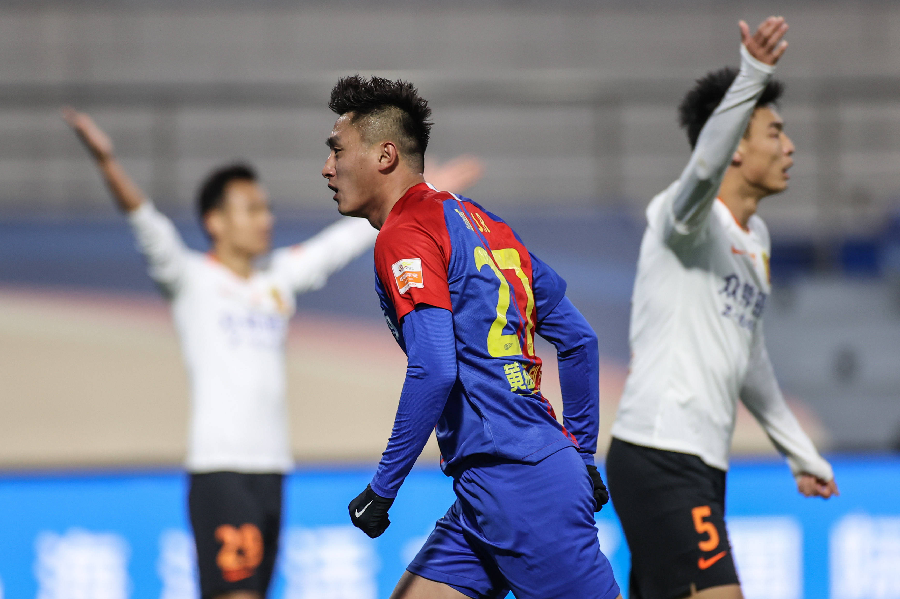 九游APP-关于武汉卓尔主场战平河北华夏幸福,保持不败的信息