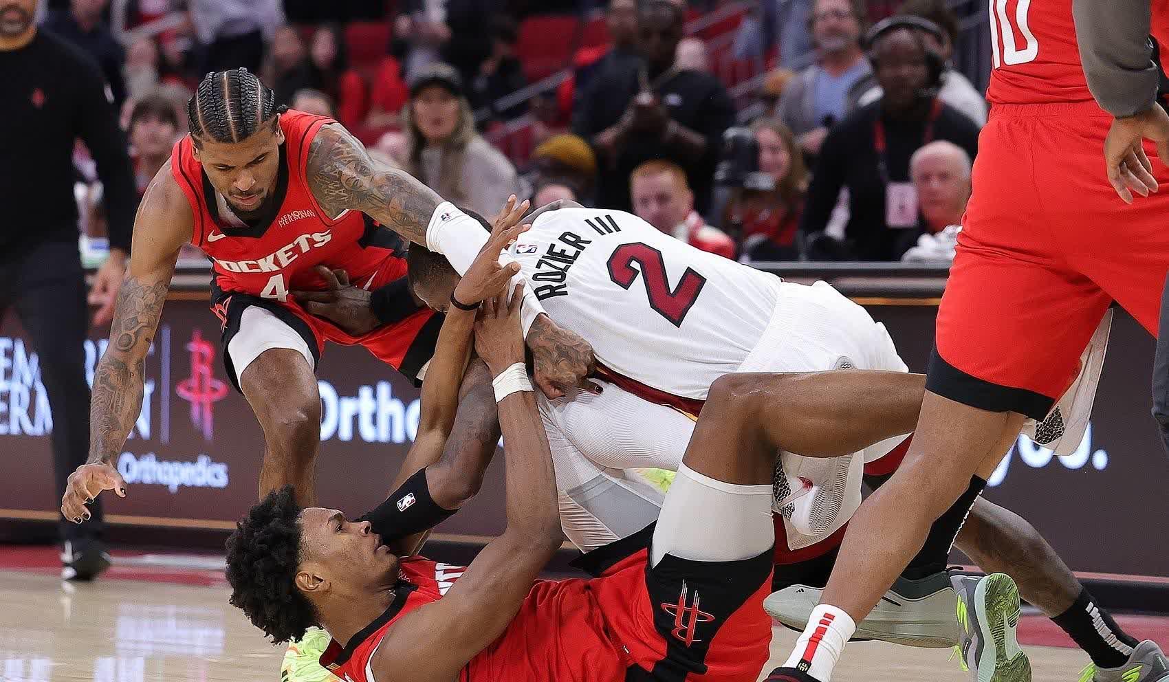 九游娱乐入口-热火主场惨遭黄蜂绝杀困扰球队连败的简单介绍