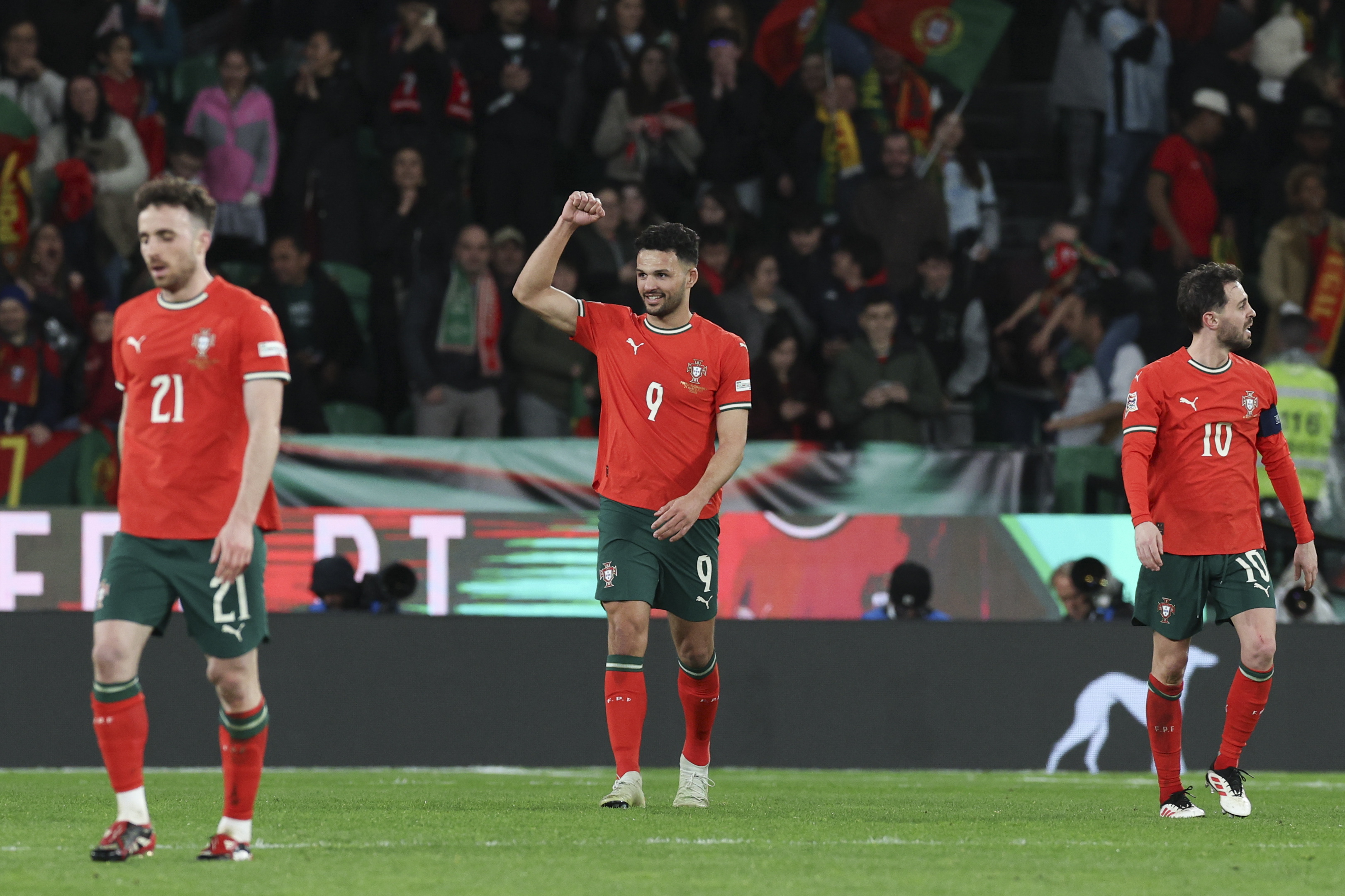 九游APP-欧国联杯即将开幕,球迷期待精彩对决