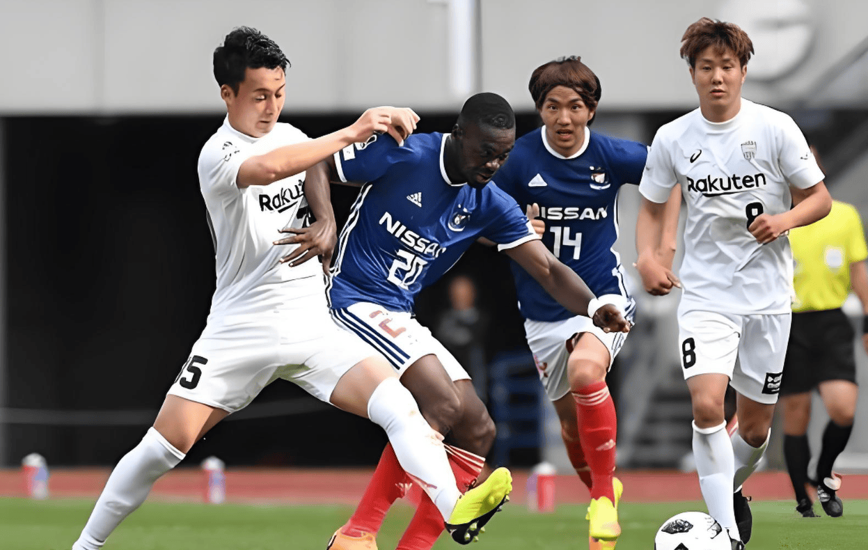 塞内加尔国家队表现稳健,取得胜利 塞内加尔国家队表现稳健,取得胜利