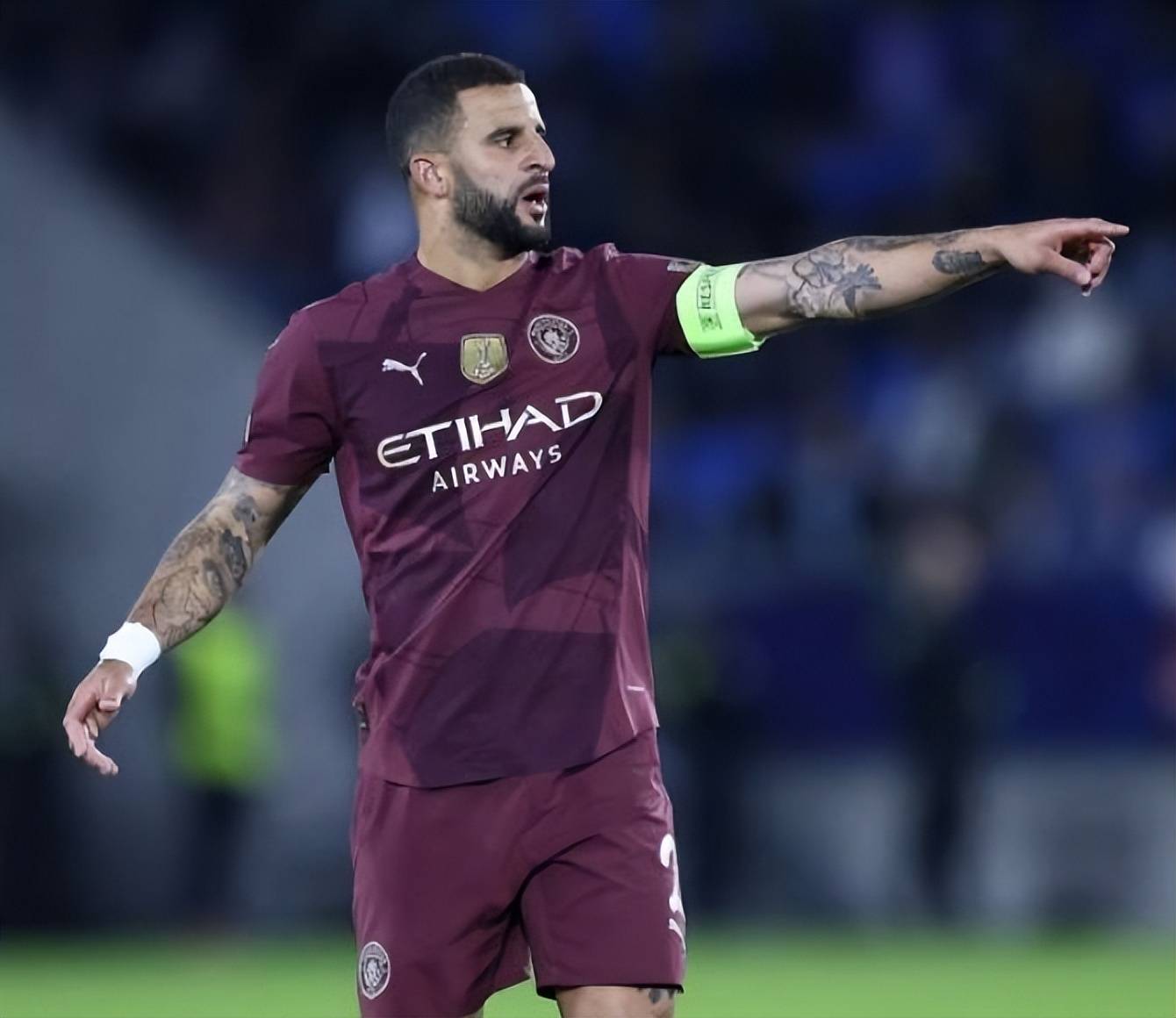 九游VIP-曼城防守失误连连,遭到质疑的简单介绍