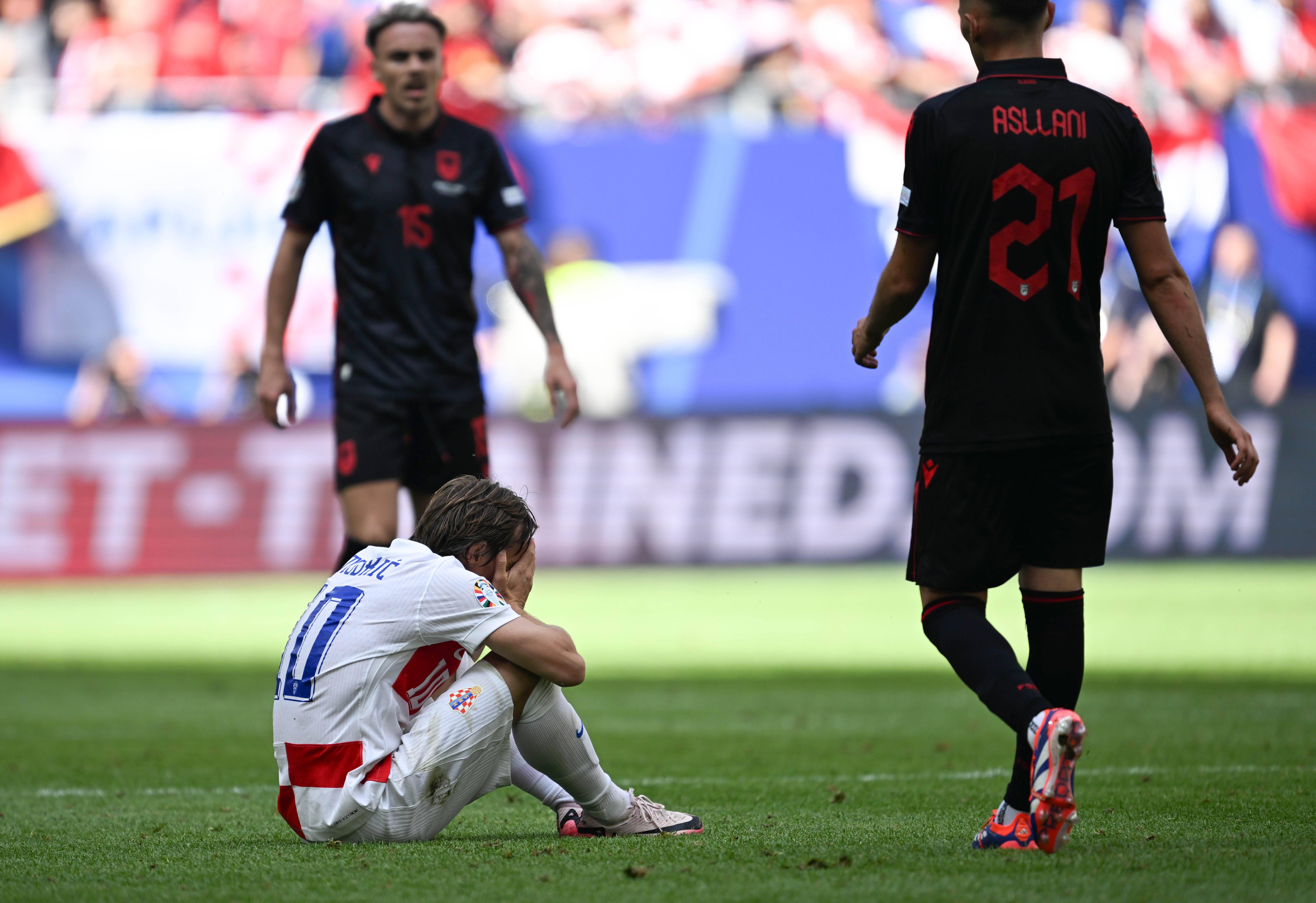 阿尔巴尼亚队意外击败法国队 阿尔巴尼亚队意外击败法国队