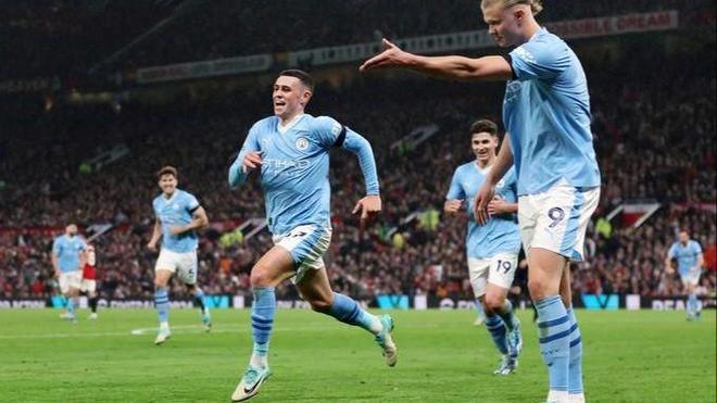 利兹联拼尽全力,英格兰足球赛场上立场坚定的简单介绍 利兹联拼尽全力,英格兰足球赛场上立场坚定的简单介绍