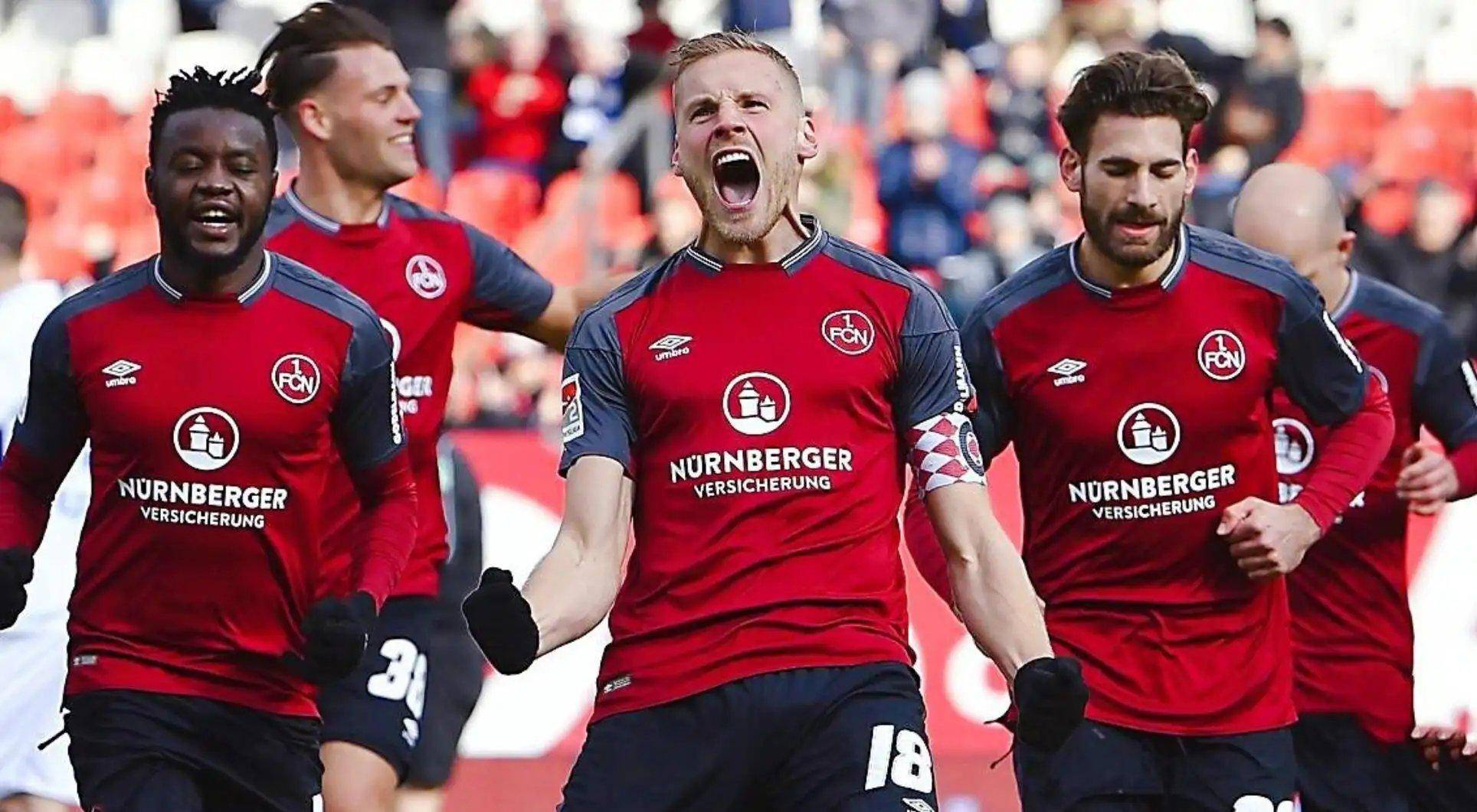 九游娱乐网页-欧预赛强强对决,武装猛吞对手