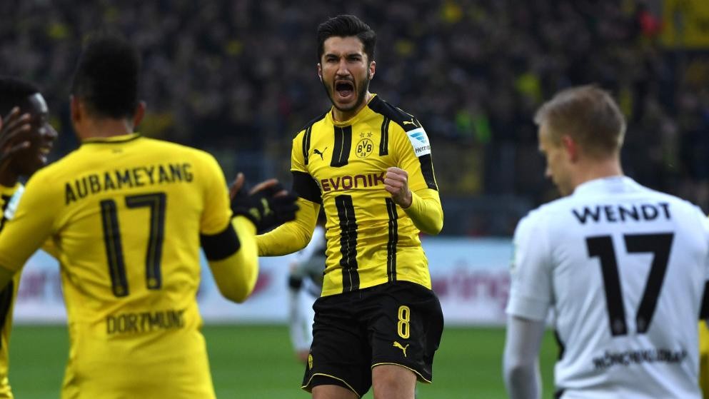 门兴格拉德巴赫积极备战,决心稳固住榜首位置 门兴格拉德巴赫积极备战,决心稳固住榜首位置