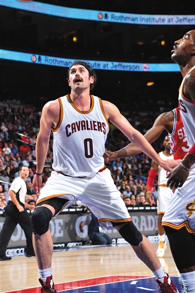 骑士取得连胜,展现强大竞技实力 骑士取得连胜,展现强大竞技实力