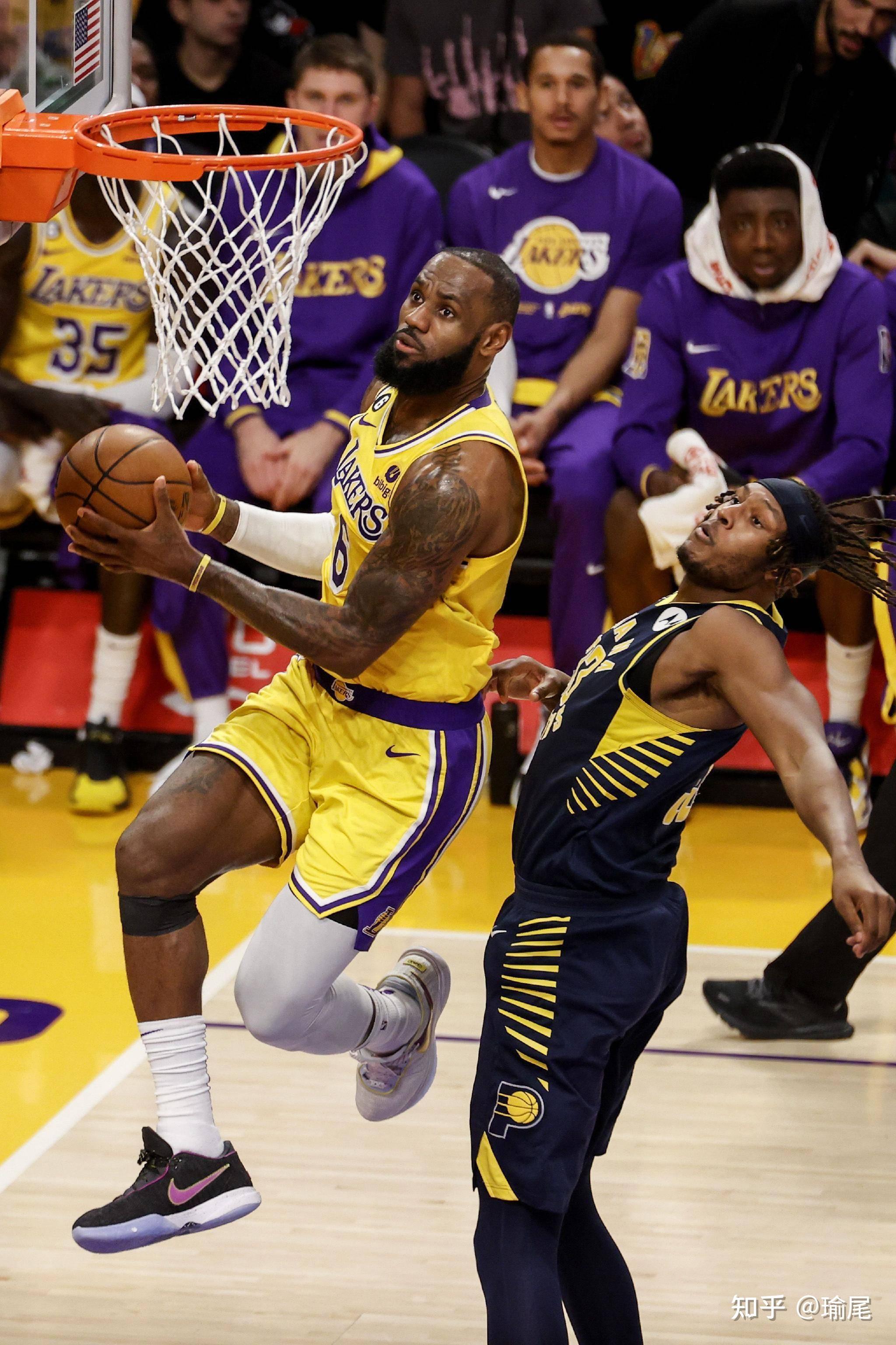 湖人大胜雄鹿,詹姆斯全方位表现的简单介绍 湖人大胜雄鹿,詹姆斯全方位表现的简单介绍