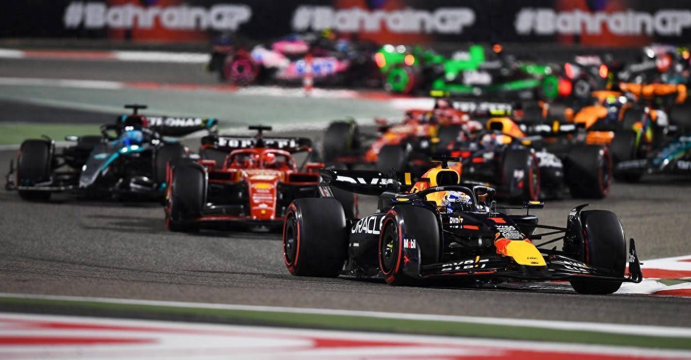 梅赛德斯翻盘红牛车队，拉塞尔状态火热的简单介绍