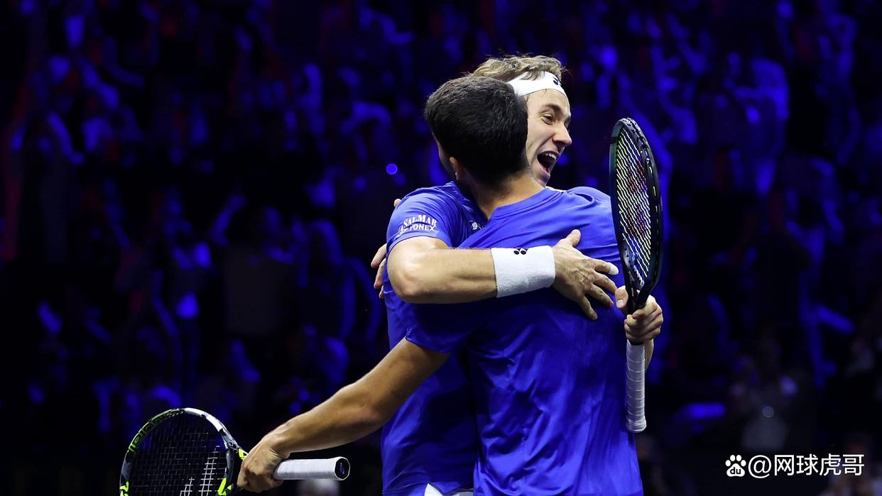 九游官网-戴维斯杯逆转拉沃尔杯,阿尔卡拉斯关键制胜的简单介绍