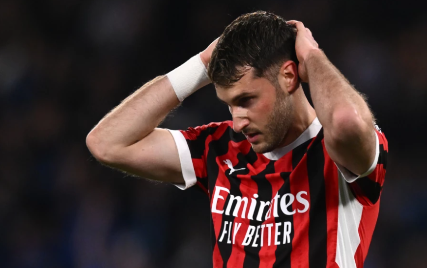 包含AC米兰轻取墨西哥，楚阿梅尼统治全场的词条